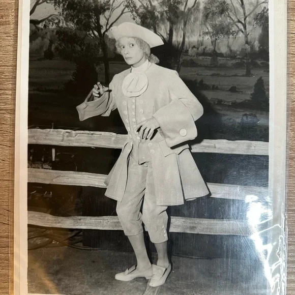 TWO PRINTS 8”X10” FROM I LOVE LUCY EPISODES. - Picture 4 of 4